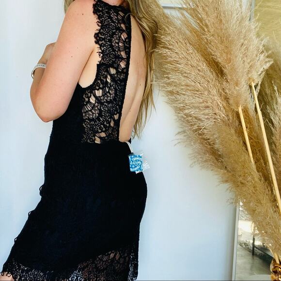 NEW FP FREE PEOPLE Black LBD Bodycon Lace Open Back High Neck Mini Slip Dress L - Picture 1 of 12
